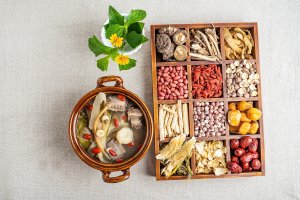 散瞳劑使用後看近模糊？瞭解原因及應對方法