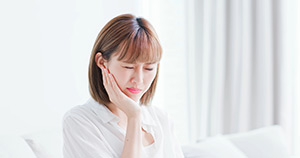 超聲波洗牙同噴砂洗牙：邊種更適合你？