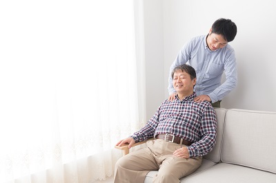 近視眼鏡嘅配戴與護理指南